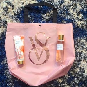 Victorias secret Coconut Milk and Rose Set with Tote